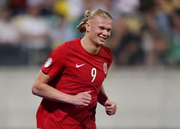 点球制胜!哈兰德国家队效率惊人,13场狂揽16球